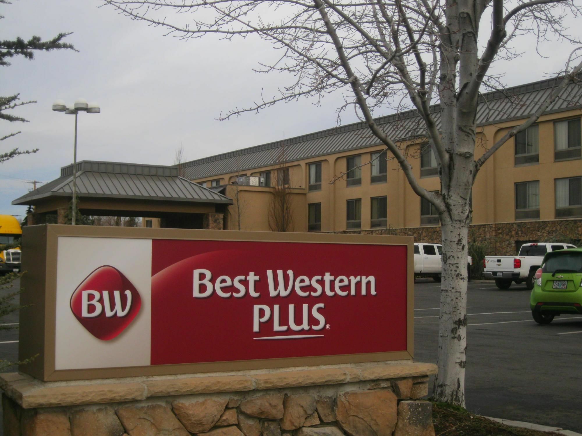 Best Western Plus Olympic Inn Klamath Falls Exterior foto